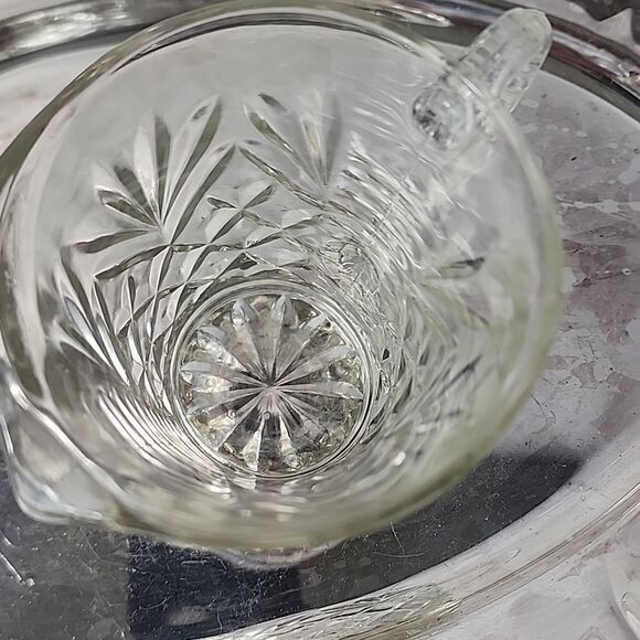 Vintage Pressed Glass Pitcher Creamer Pineapple Pattern - Picture 5 of 11